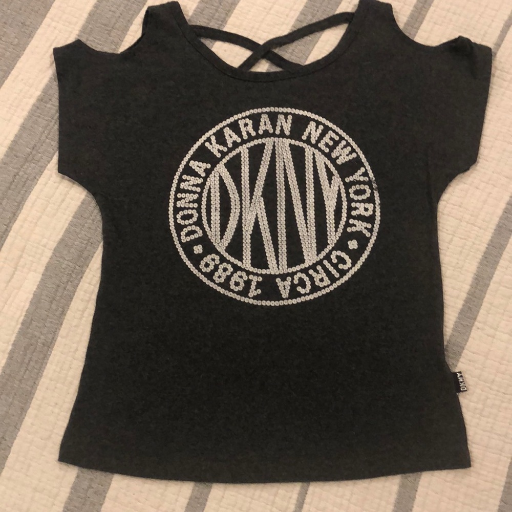Dkny Girls Cold Shoulder Tee
